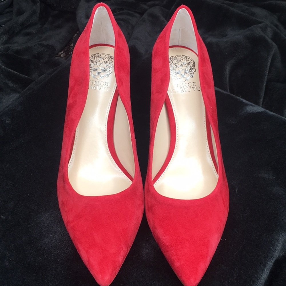 Vince Camuto NWOT heels 👠 👠